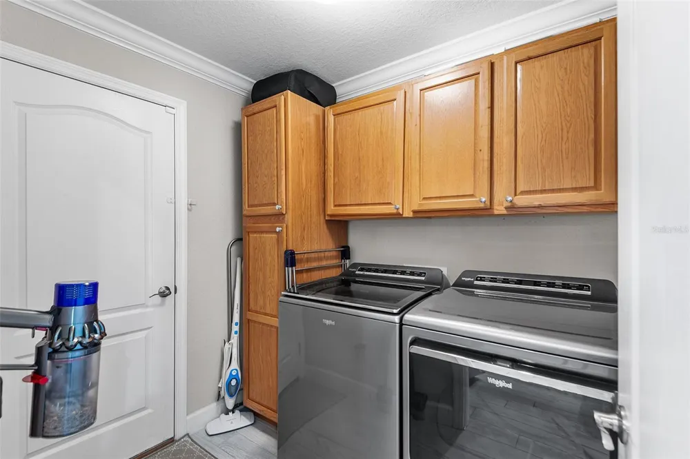 444 LAKE VIEW WAY Auburndale, FL 33823