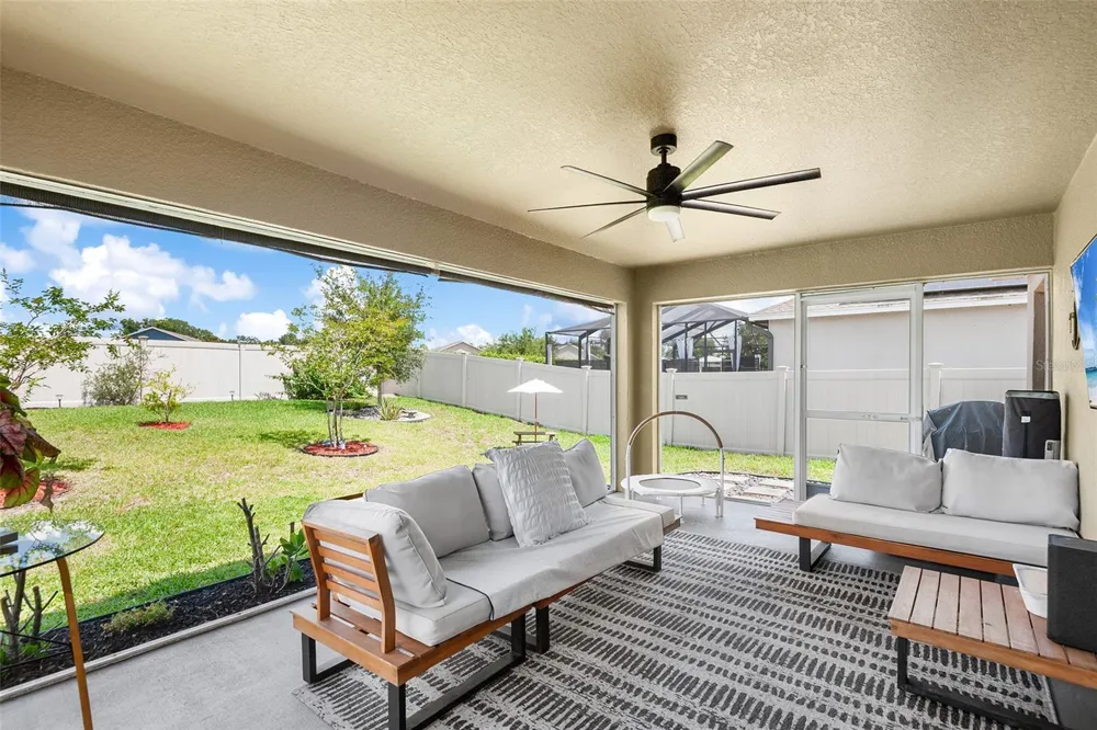 444 LAKE VIEW WAY Auburndale, FL 33823