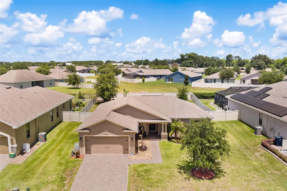 444 LAKE VIEW WAY Auburndale, FL 33823