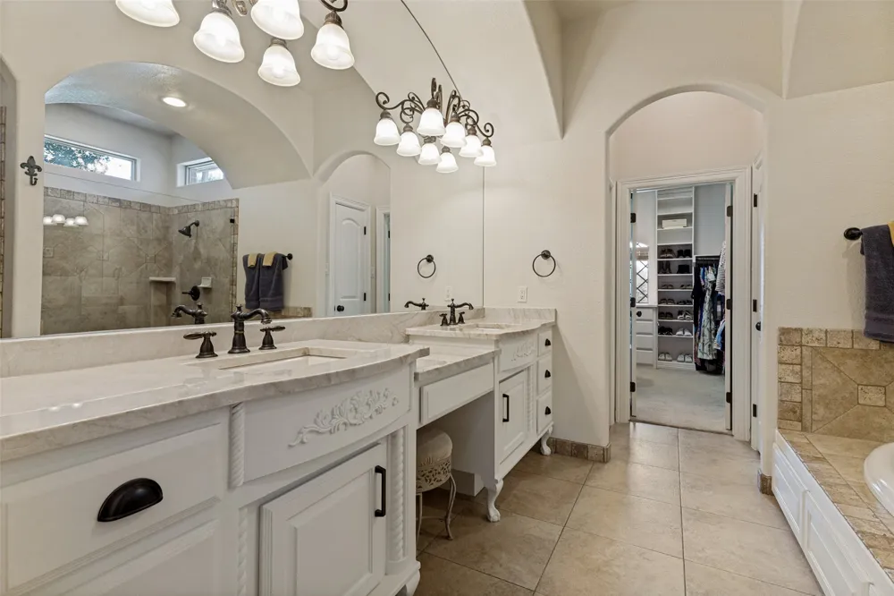 229 Arbor Lane Haslet, TX 76052