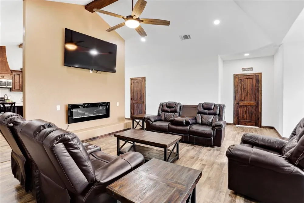 4248 Fm 273 Ivanhoe, TX 75447