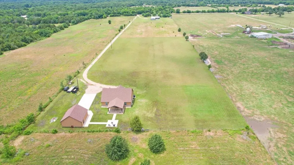 4248 Fm 273 Ivanhoe, TX 75447