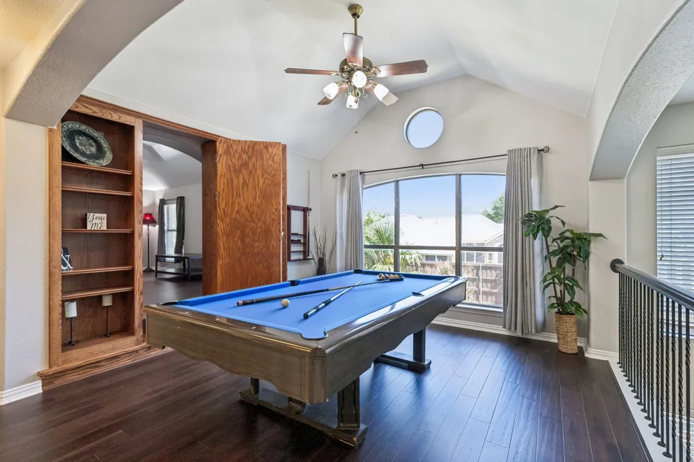 2803 Deerhurst Drive Highland Village, TX 75077