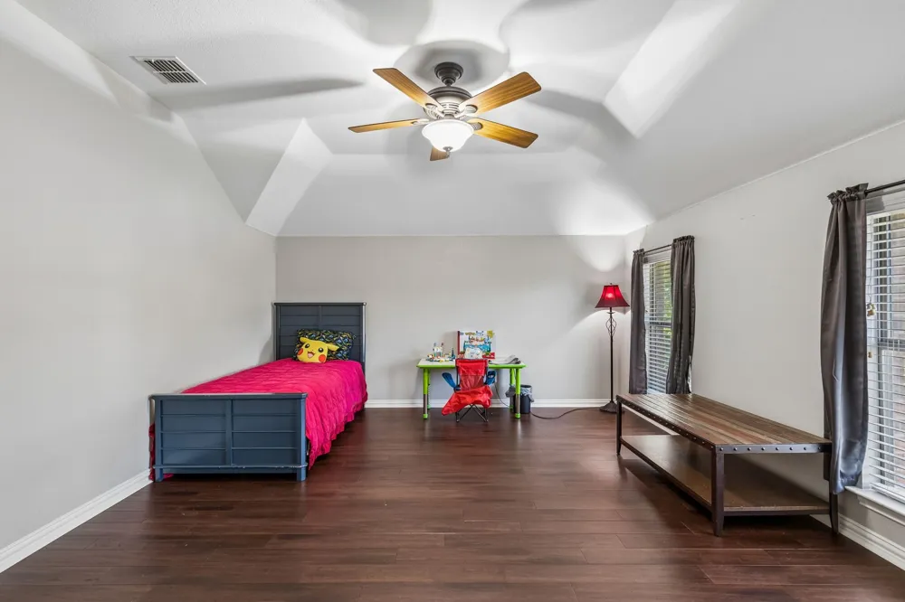 2803 Deerhurst Drive Highland Village, TX 75077