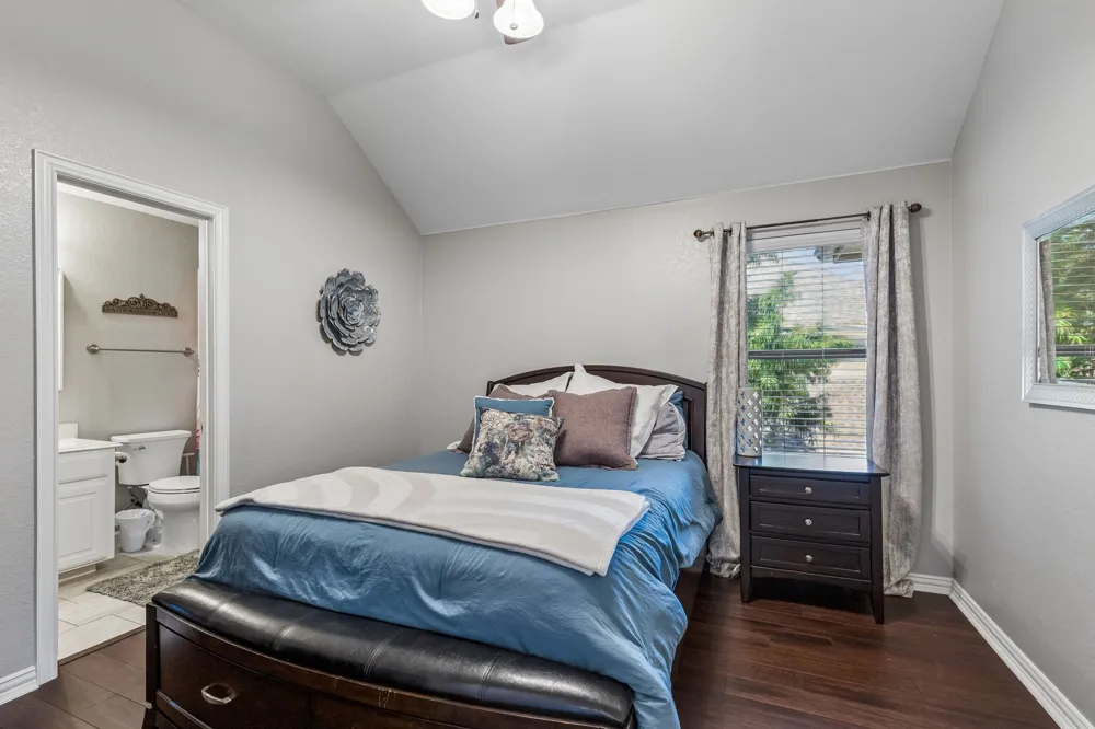 2803 Deerhurst Drive Highland Village, TX 75077