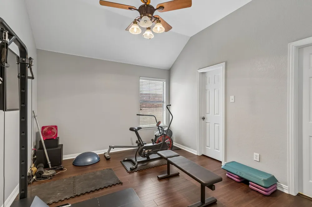 2803 Deerhurst Drive Highland Village, TX 75077