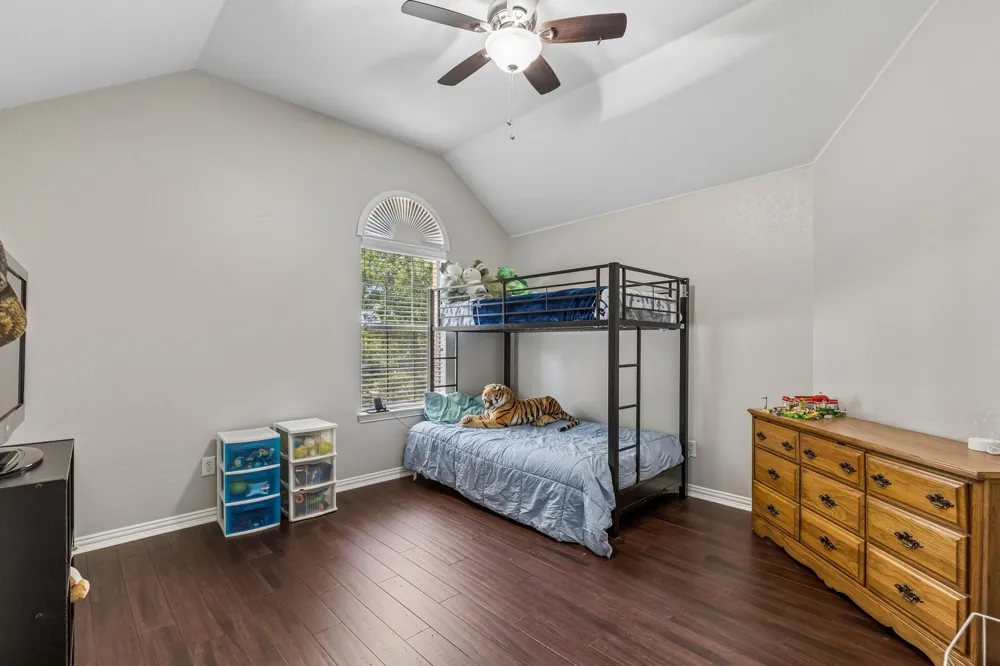 2803 Deerhurst Drive Highland Village, TX 75077