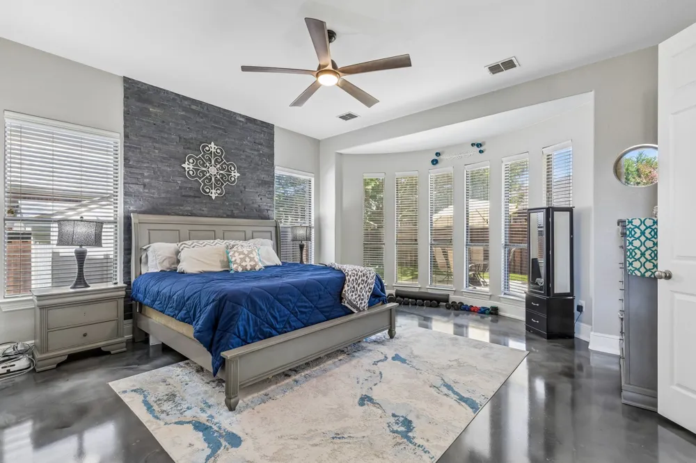 2803 Deerhurst Drive Highland Village, TX 75077