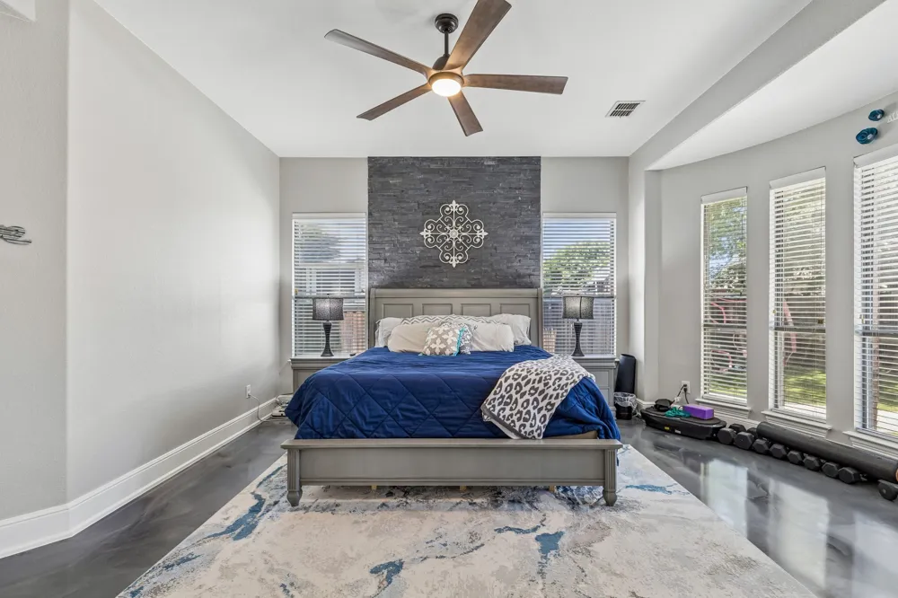 2803 Deerhurst Drive Highland Village, TX 75077