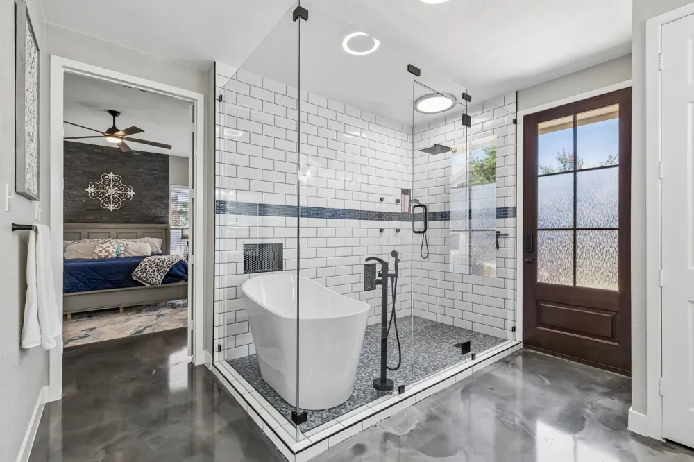 2803 Deerhurst Drive Highland Village, TX 75077