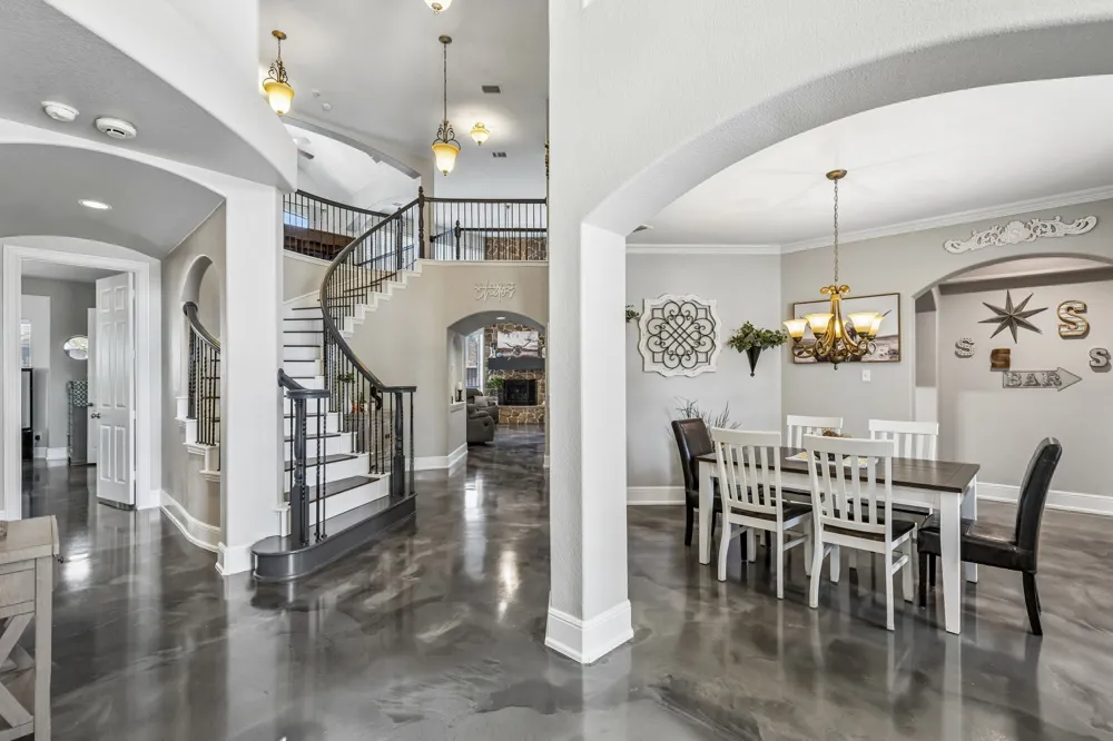 2803 Deerhurst Drive Highland Village, TX 75077