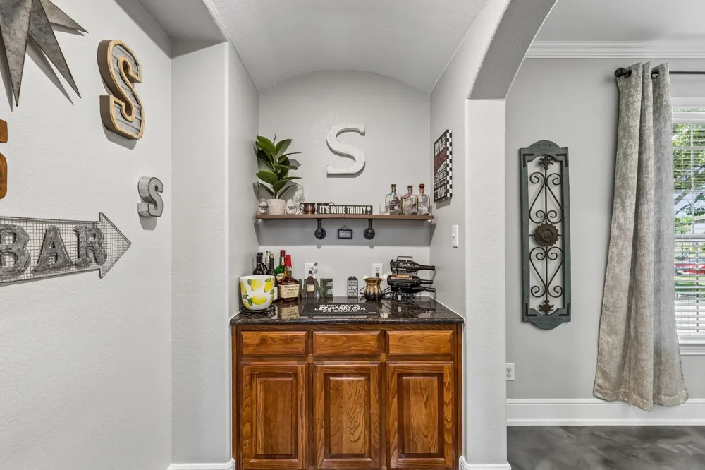 2803 Deerhurst Drive Highland Village, TX 75077