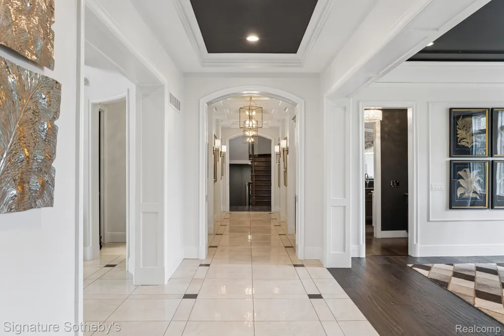 4911 Pinnacle Boulevard Oakland Charter Township, MI 48306