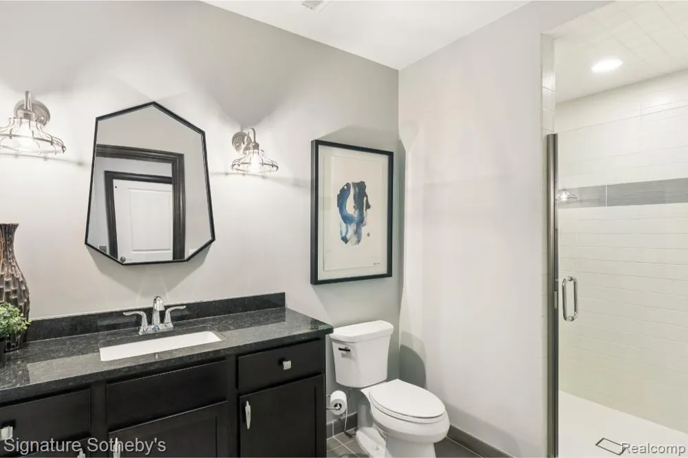 4911 Pinnacle Boulevard Oakland Charter Township, MI 48306