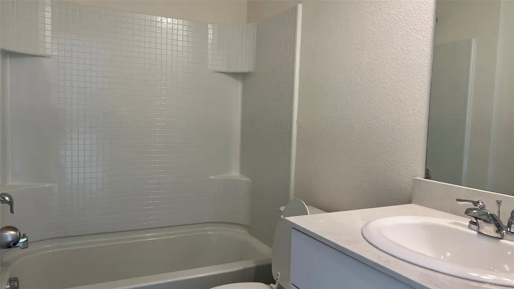 702 Camden Drive Lavon, TX 75166