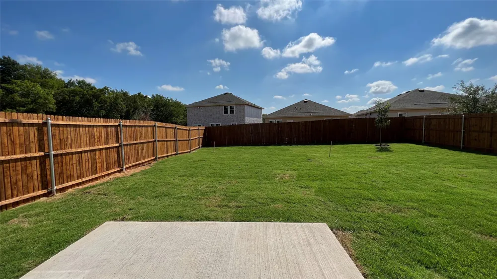 702 Camden Drive Lavon, TX 75166