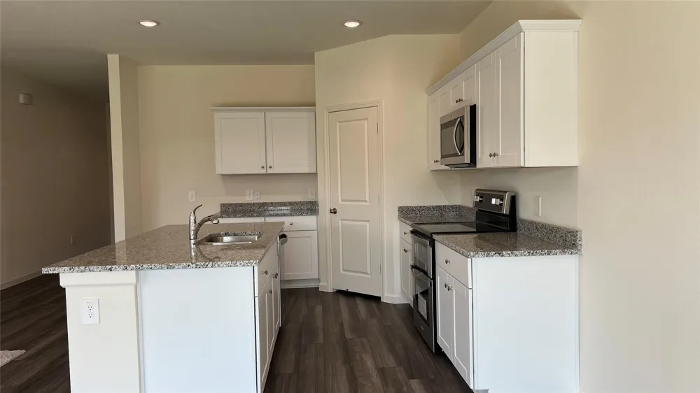 702 Camden Drive Lavon, TX 75166