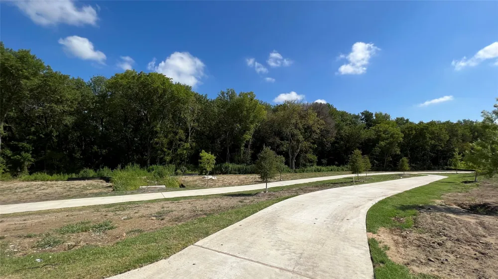 702 Camden Drive Lavon, TX 75166