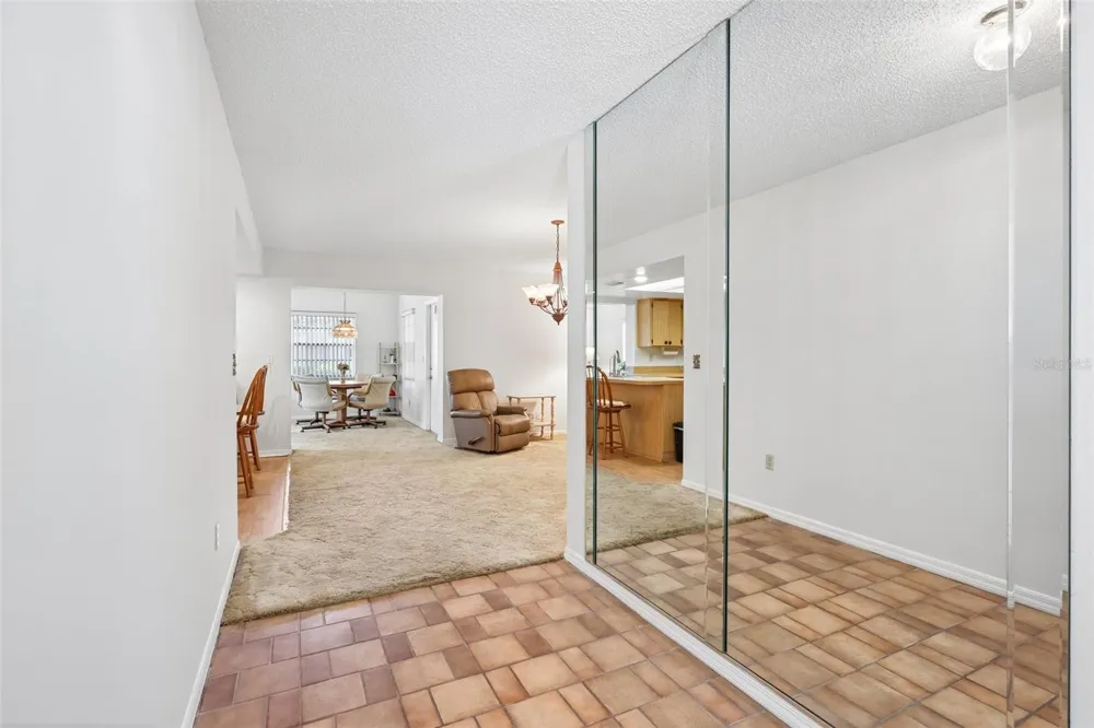 2017 HAMPSTEAD CIRCLE Sun City Center, FL 33573