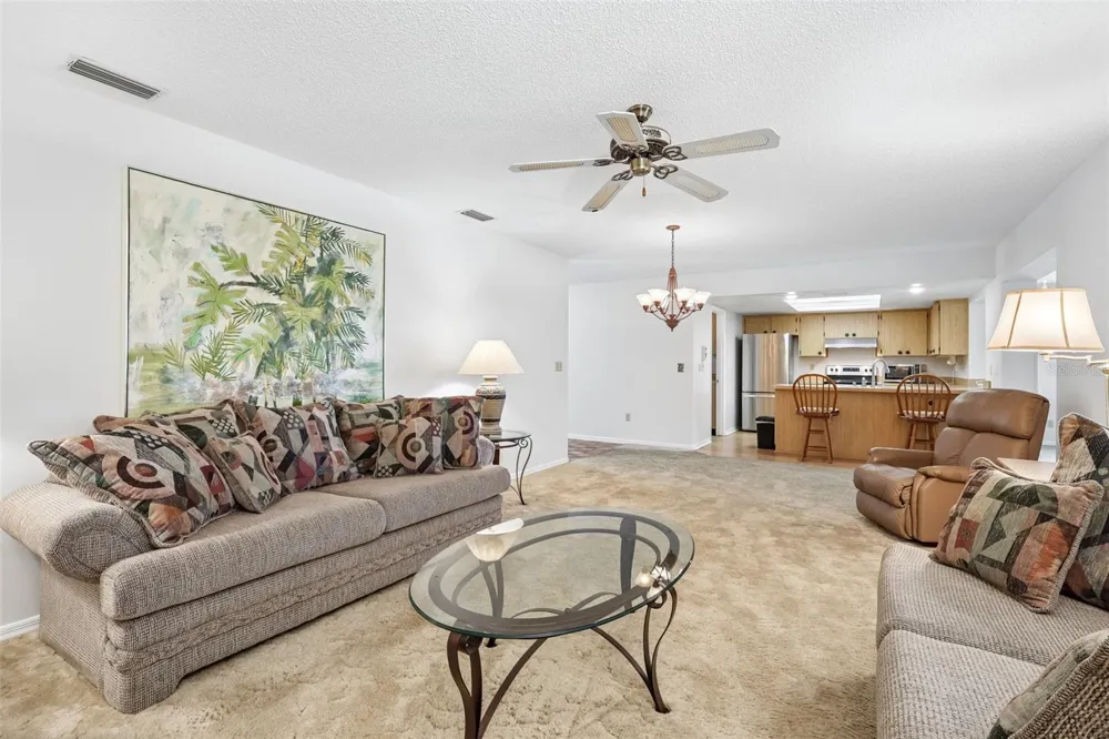 2017 HAMPSTEAD CIRCLE Sun City Center, FL 33573