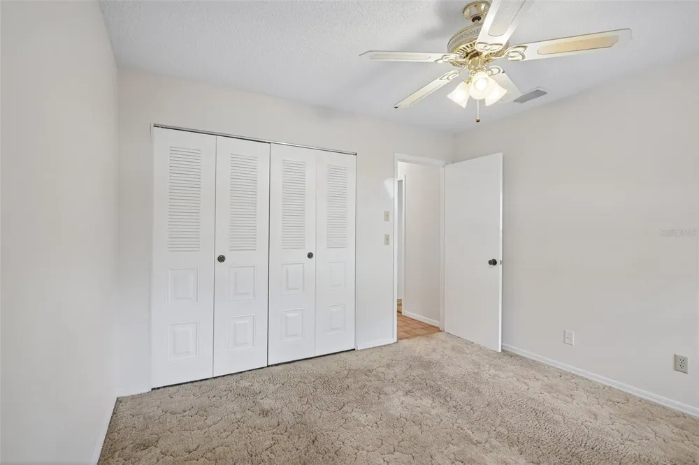 2017 HAMPSTEAD CIRCLE Sun City Center, FL 33573