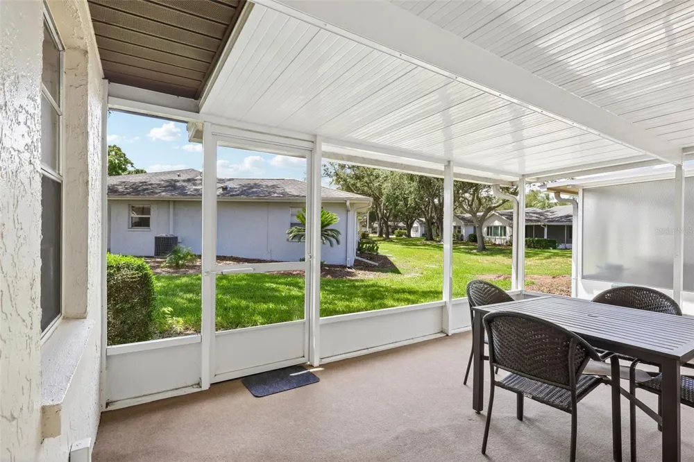 2017 HAMPSTEAD CIRCLE Sun City Center, FL 33573