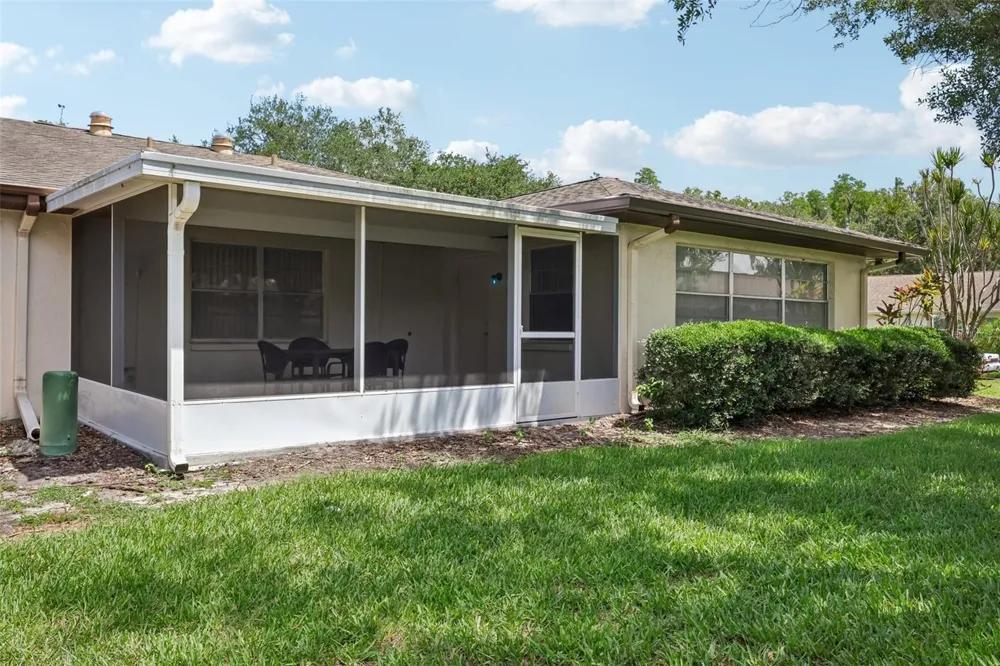 2017 HAMPSTEAD CIRCLE Sun City Center, FL 33573