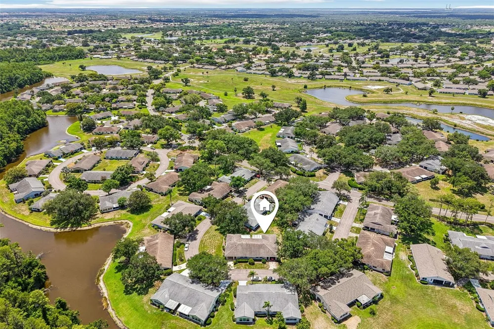 2017 HAMPSTEAD CIRCLE Sun City Center, FL 33573