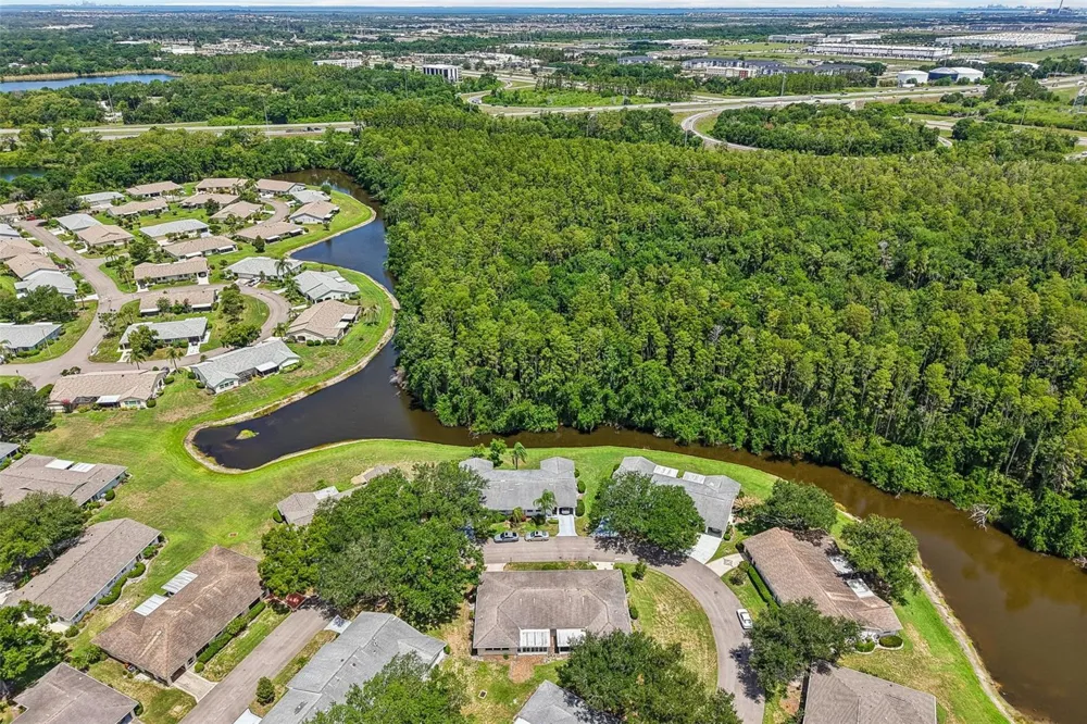 2017 HAMPSTEAD CIRCLE Sun City Center, FL 33573