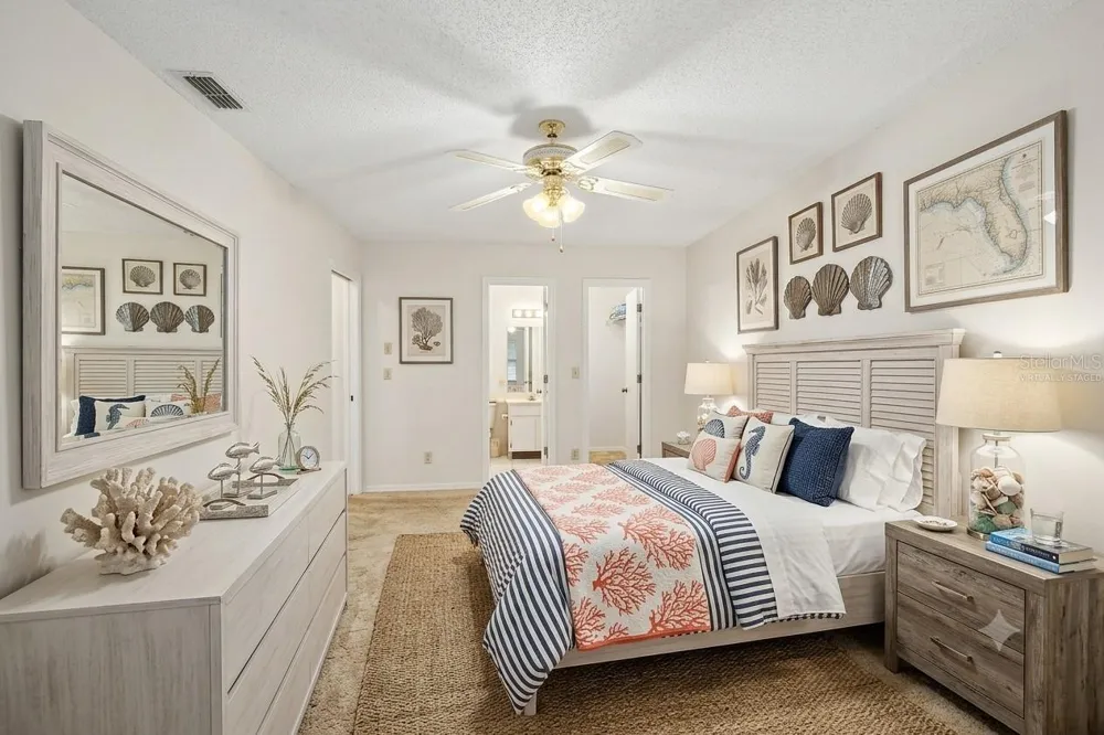 2017 HAMPSTEAD CIRCLE Sun City Center, FL 33573