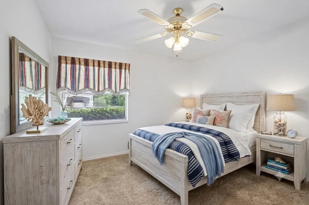 2017 HAMPSTEAD CIRCLE Sun City Center, FL 33573