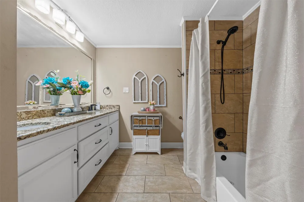 600 S Andrews Drive Robinson, TX 76706