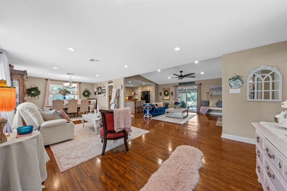 600 S Andrews Drive Robinson, TX 76706