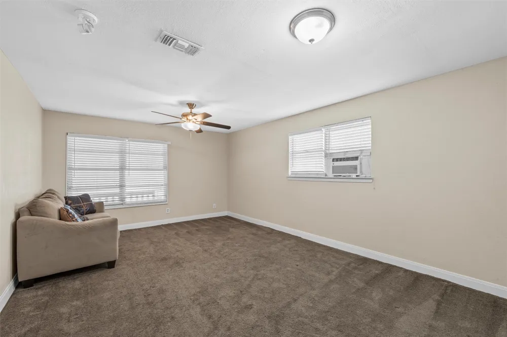 600 S Andrews Drive Robinson, TX 76706