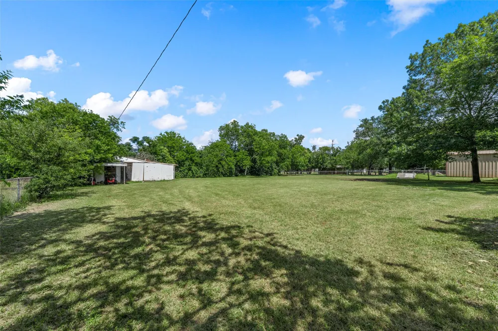 600 S Andrews Drive Robinson, TX 76706