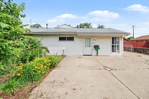 1711 Grove Road