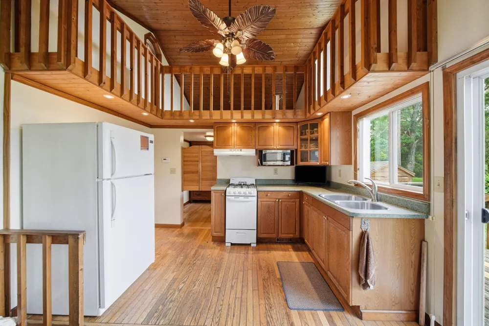 303 Cranberry Lake Road Jackson, MI 49201