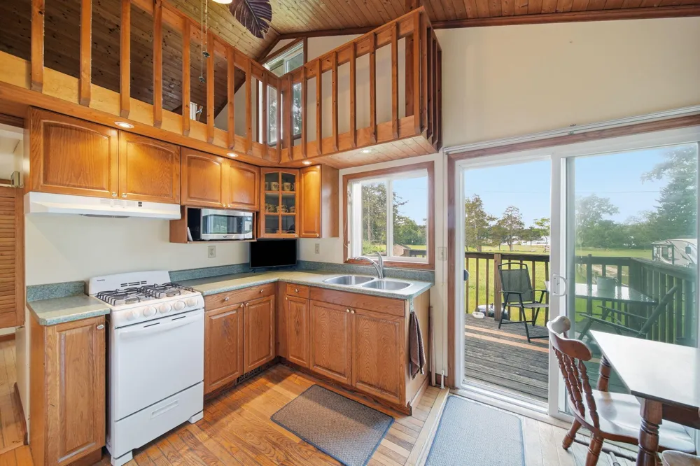 303 Cranberry Lake Road Jackson, MI 49201