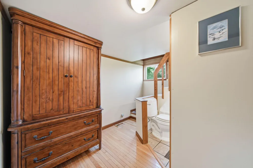 303 Cranberry Lake Road Jackson, MI 49201