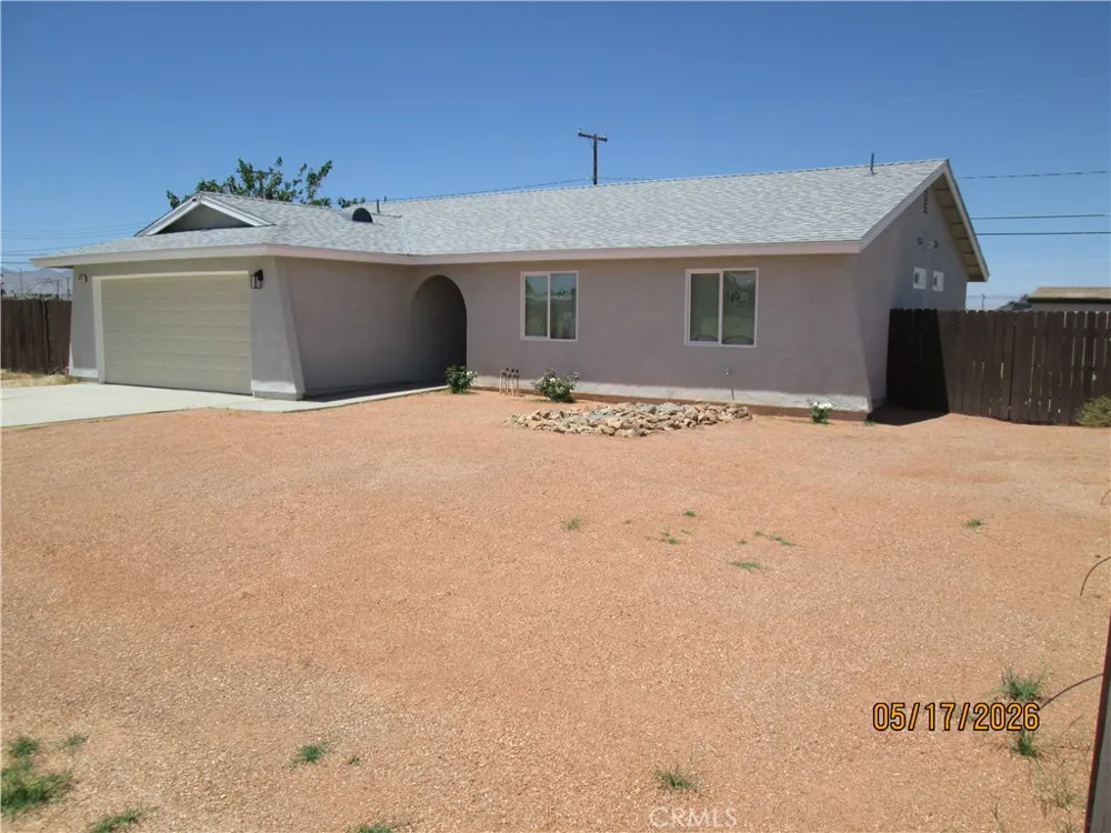 8871 Aspen California City, CA 93505