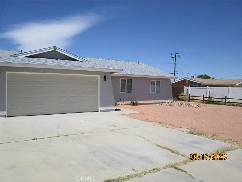 8871 Aspen California City, CA 93505