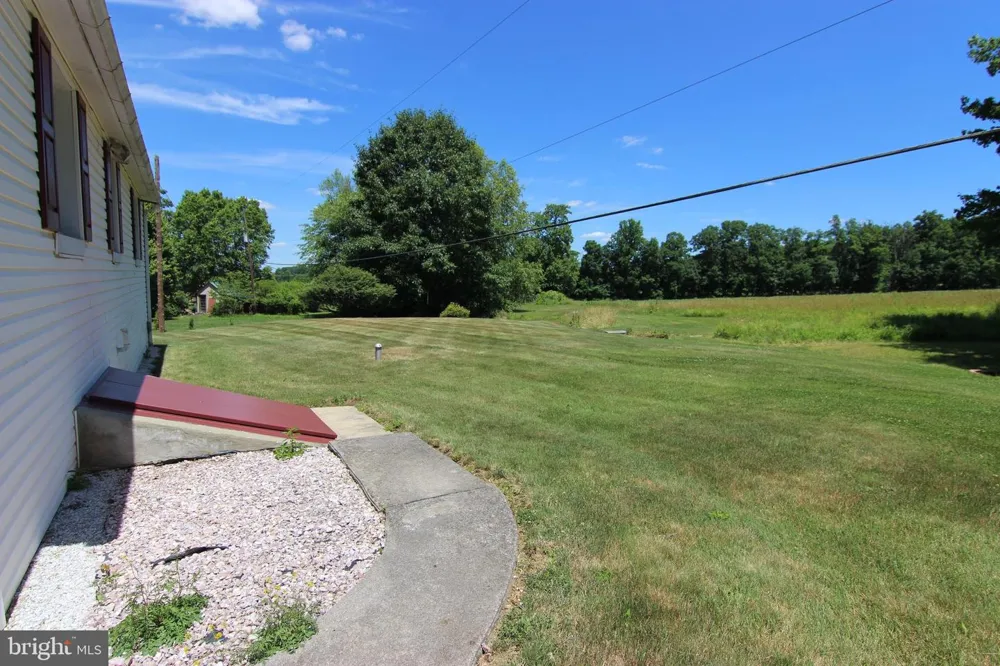 151 DOGWOOD DRIVE Alburtis, PA 18011
