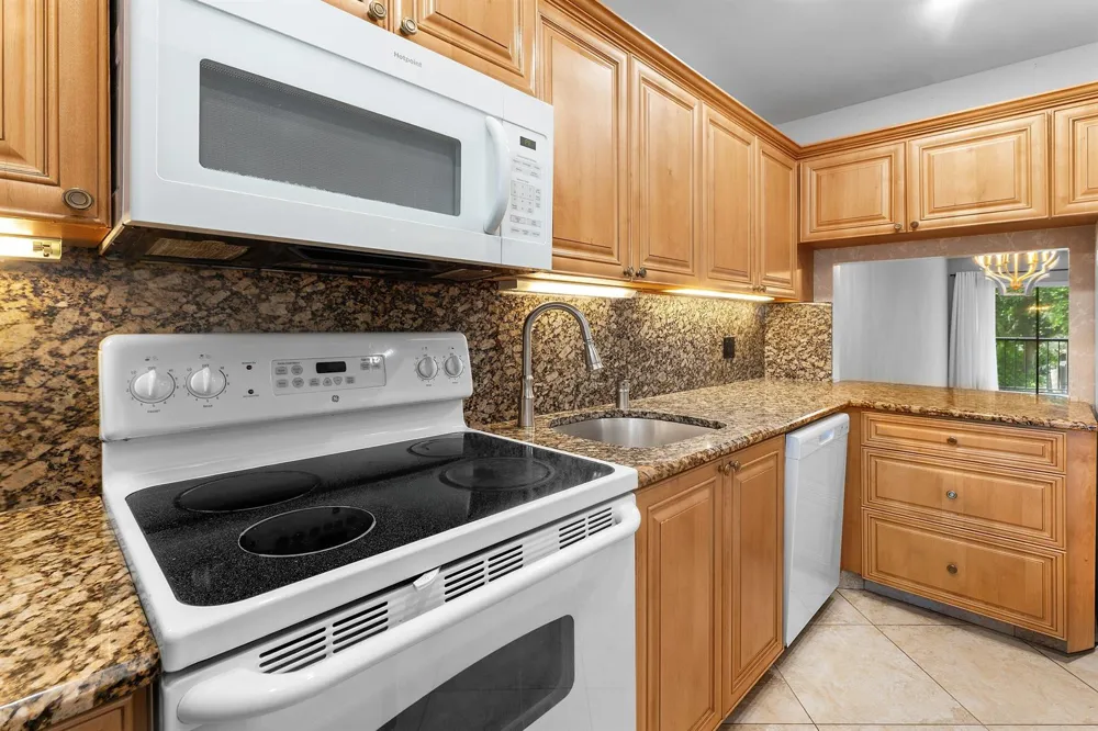 3605 S Ocean Boulevard #229 South Palm Beach, FL 33480