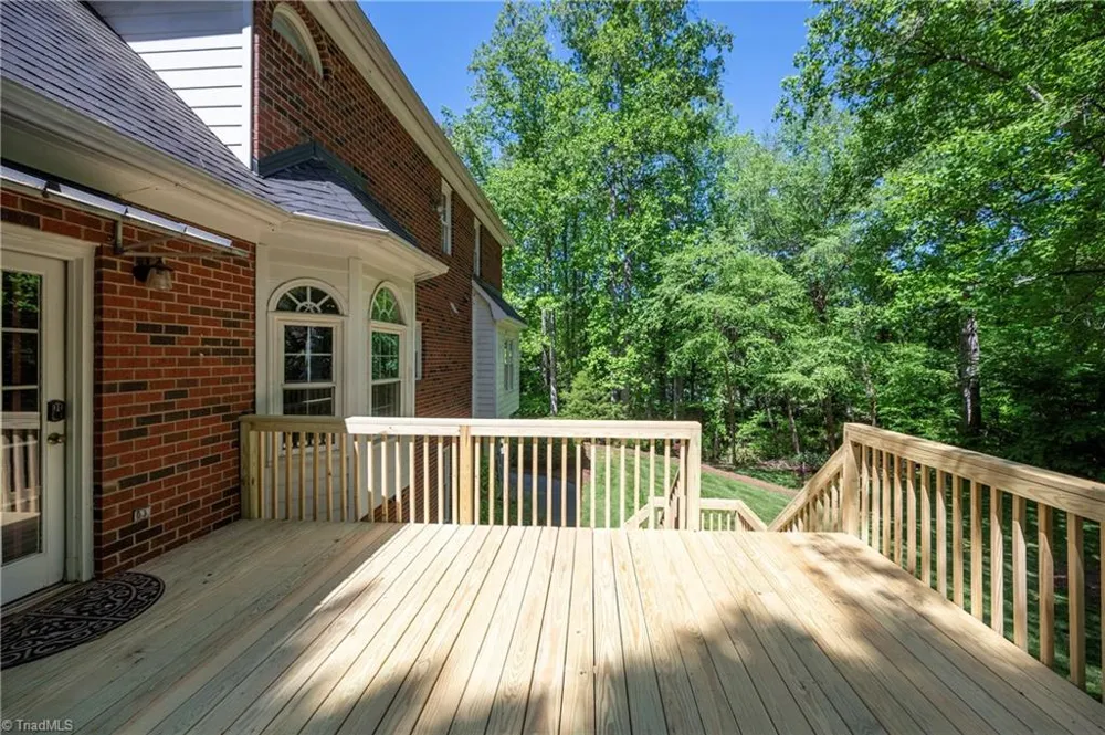 963 Ridge Gate Drive Lewisville, NC 27023