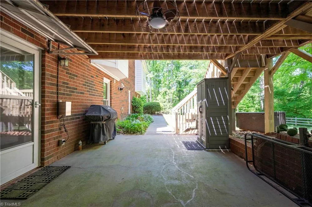 963 Ridge Gate Drive Lewisville, NC 27023