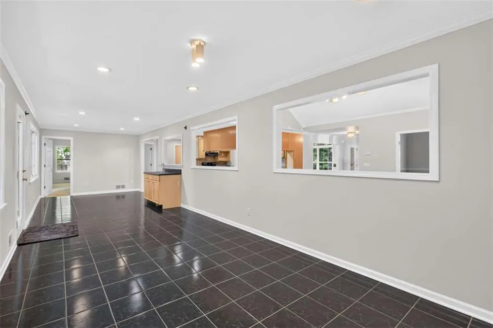20 Tabor Forest Drive Oxford, GA 30054