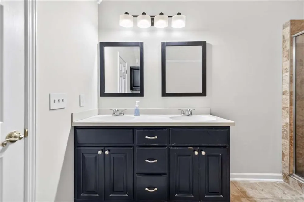 20 Tabor Forest Drive Oxford, GA 30054
