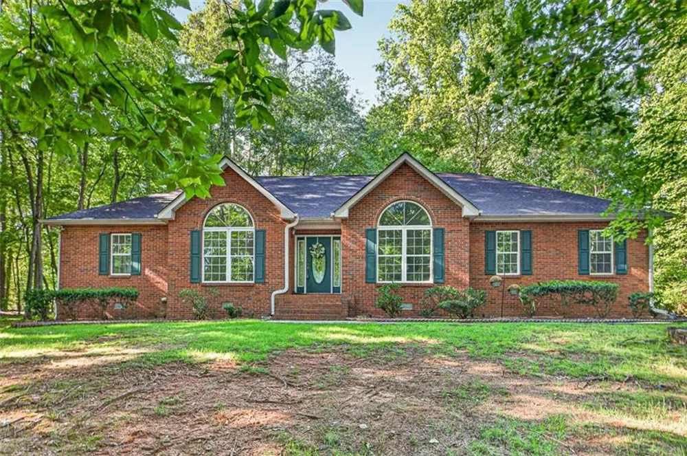 20 Tabor Forest Drive Oxford, GA 30054