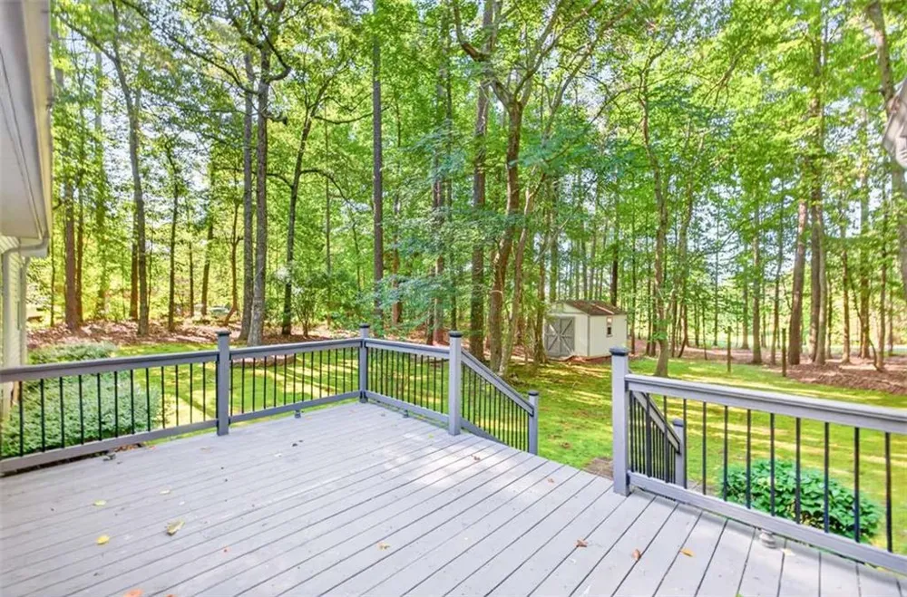 20 Tabor Forest Drive Oxford, GA 30054