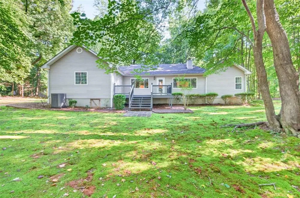 20 Tabor Forest Drive Oxford, GA 30054